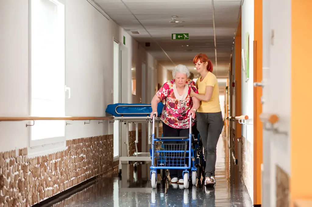 6 Features to Look for in Senior Assisted Facilities for 85 Year Olds