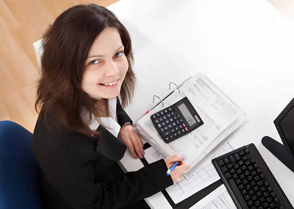 Top 16 Benefits of Using Professional Accounting Services for Your Business