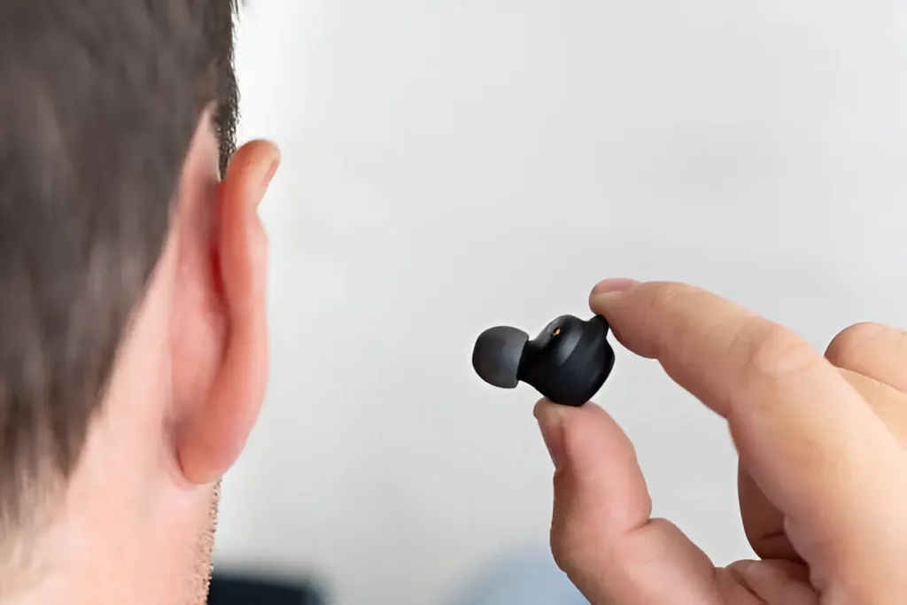 How to Choose the Right Hearing Aid Accessories for Your Needs