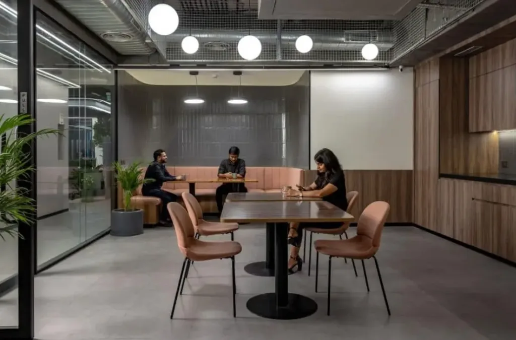 Blending Functionality with Aesthetic Appeal in Offices